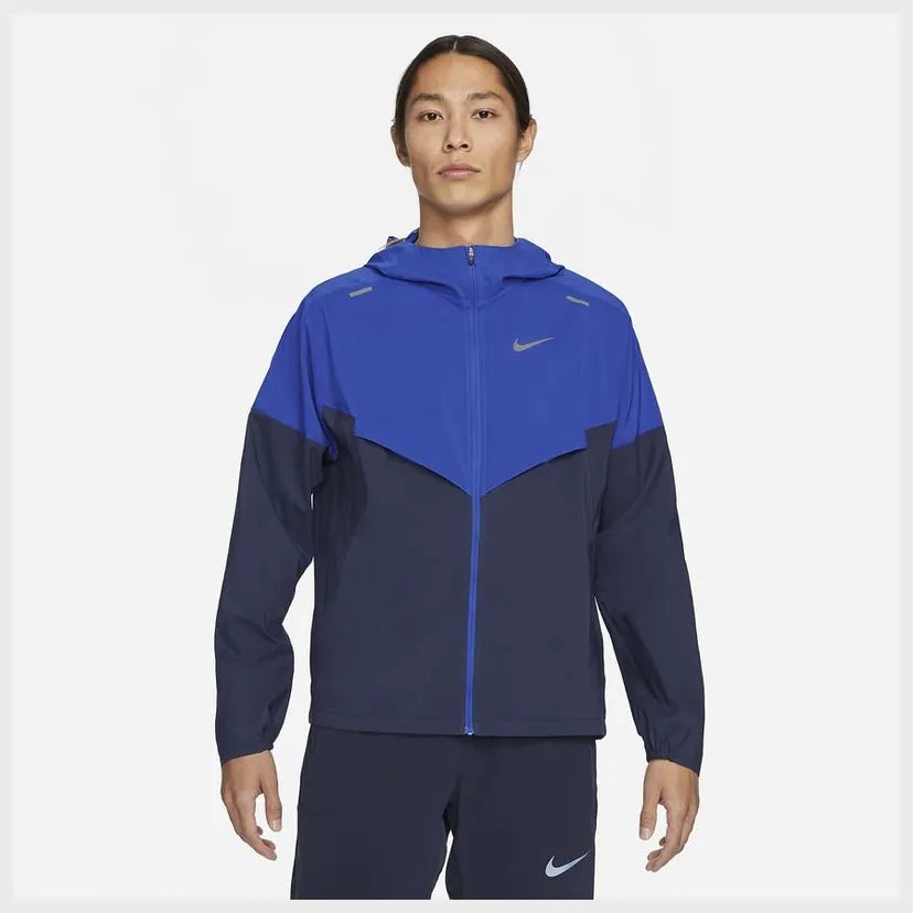 NIKE VESTE RUNNING COUPE-VENT - BLEU/BLEU
FONCÉ/ARGENTÉ