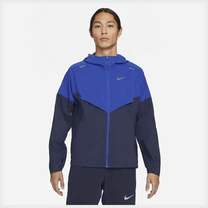 NIKE VESTE RUNNING COUPE-VENT - BLEU/BLEU
FONCÉ/ARGENTÉ